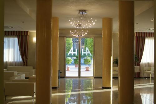 Hotel Arthur Solignano Nuovo Екстер'єр фото