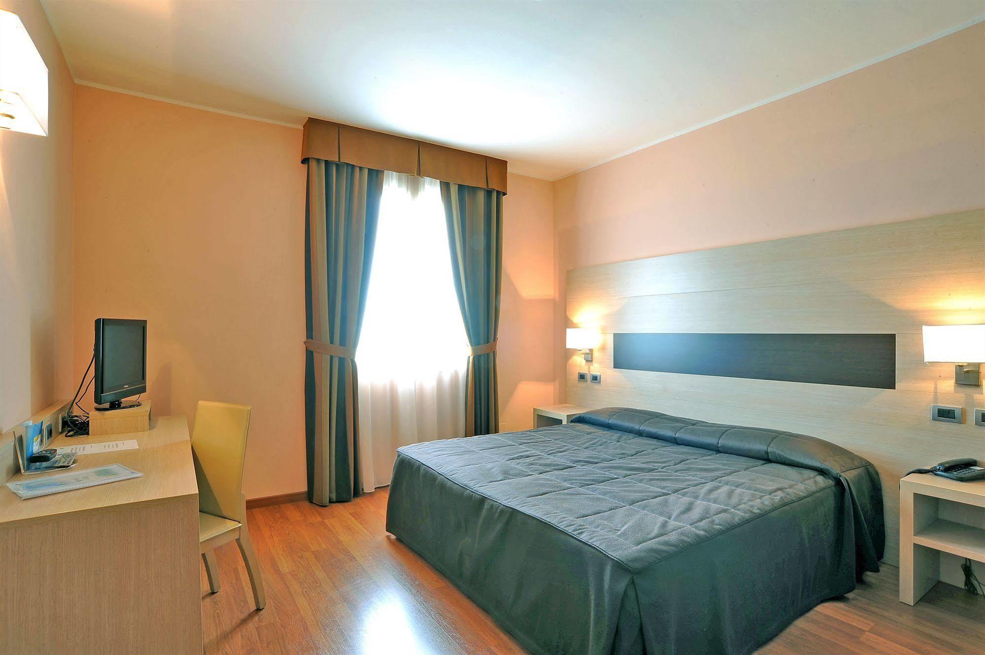 Hotel Arthur Solignano Nuovo Екстер'єр фото