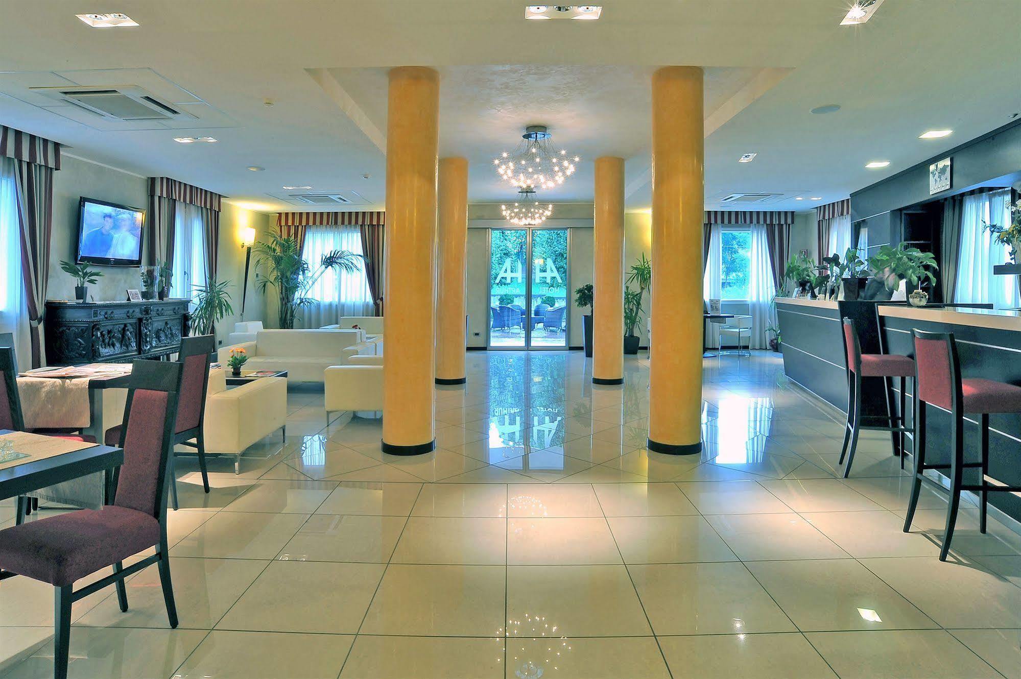 Hotel Arthur Solignano Nuovo Екстер'єр фото